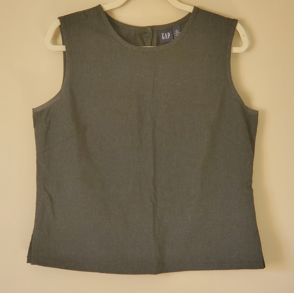 Sleeveless Button-Back Top